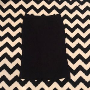✏️ Perfect black pencil skirt
